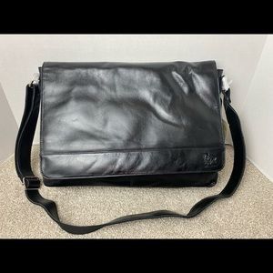 Estalon Unisex 15” in Black Leather Laptop Bag